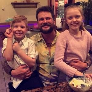 Meet your Posher, Jay